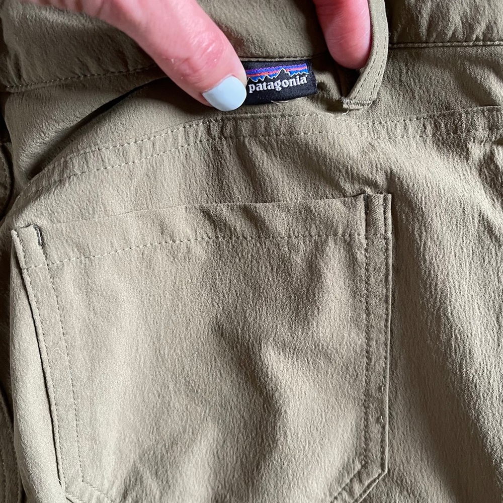 Women’s Patagonia Tribune Green Hiking Pants - Picture 9 of 12